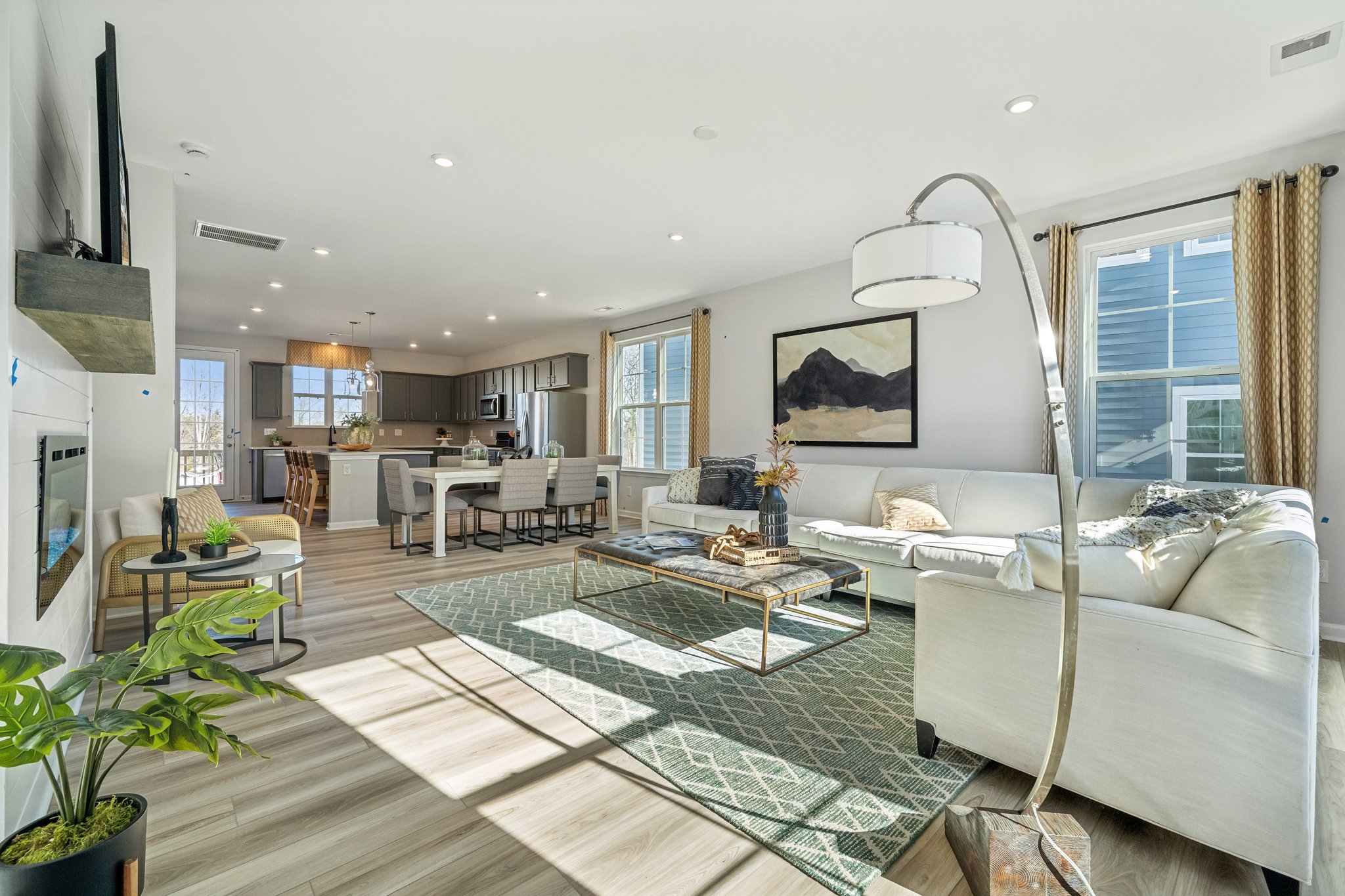 A living room with a rug and a rug.