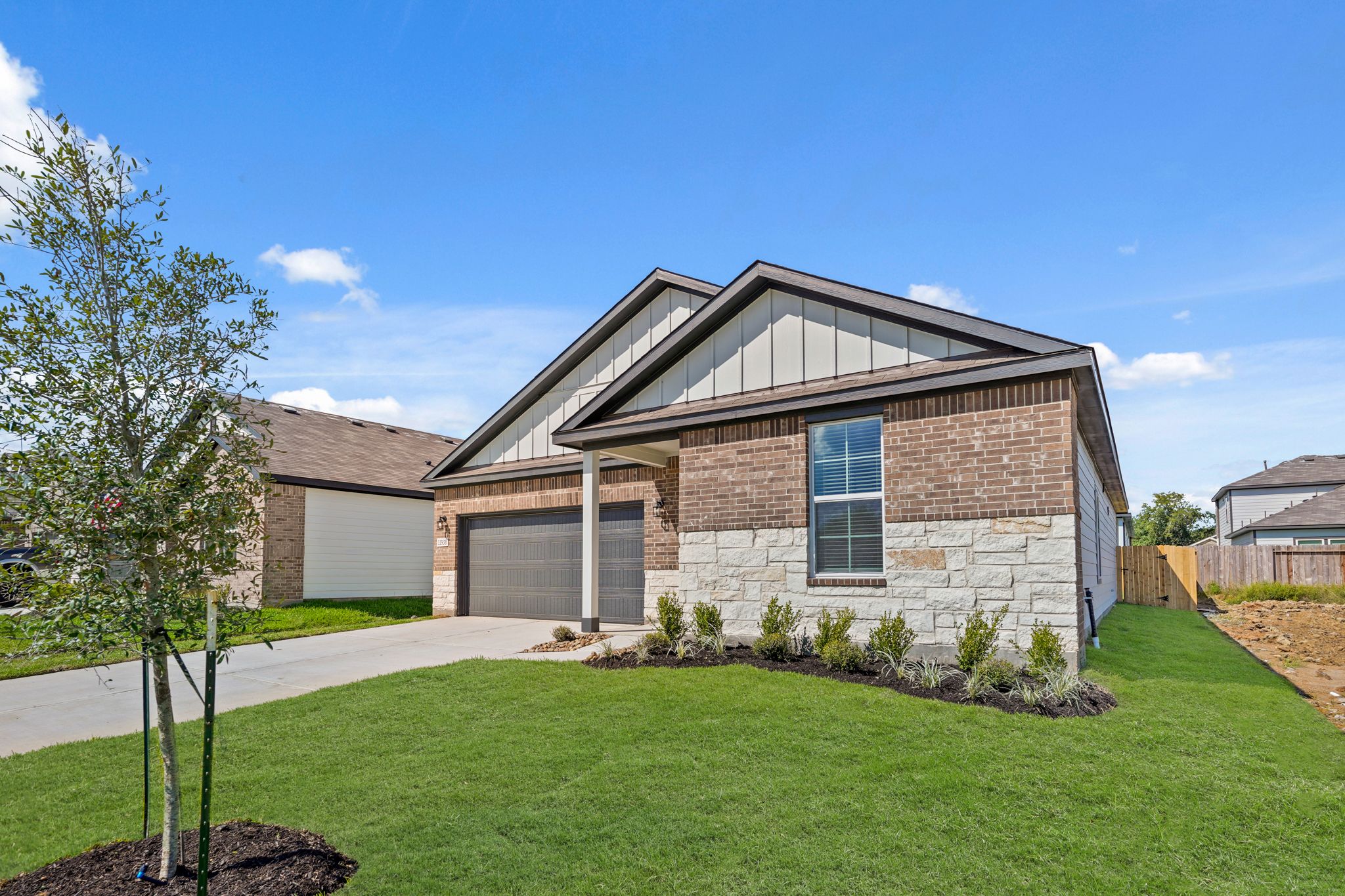 020432 11938 Wisteria Meadows Drive