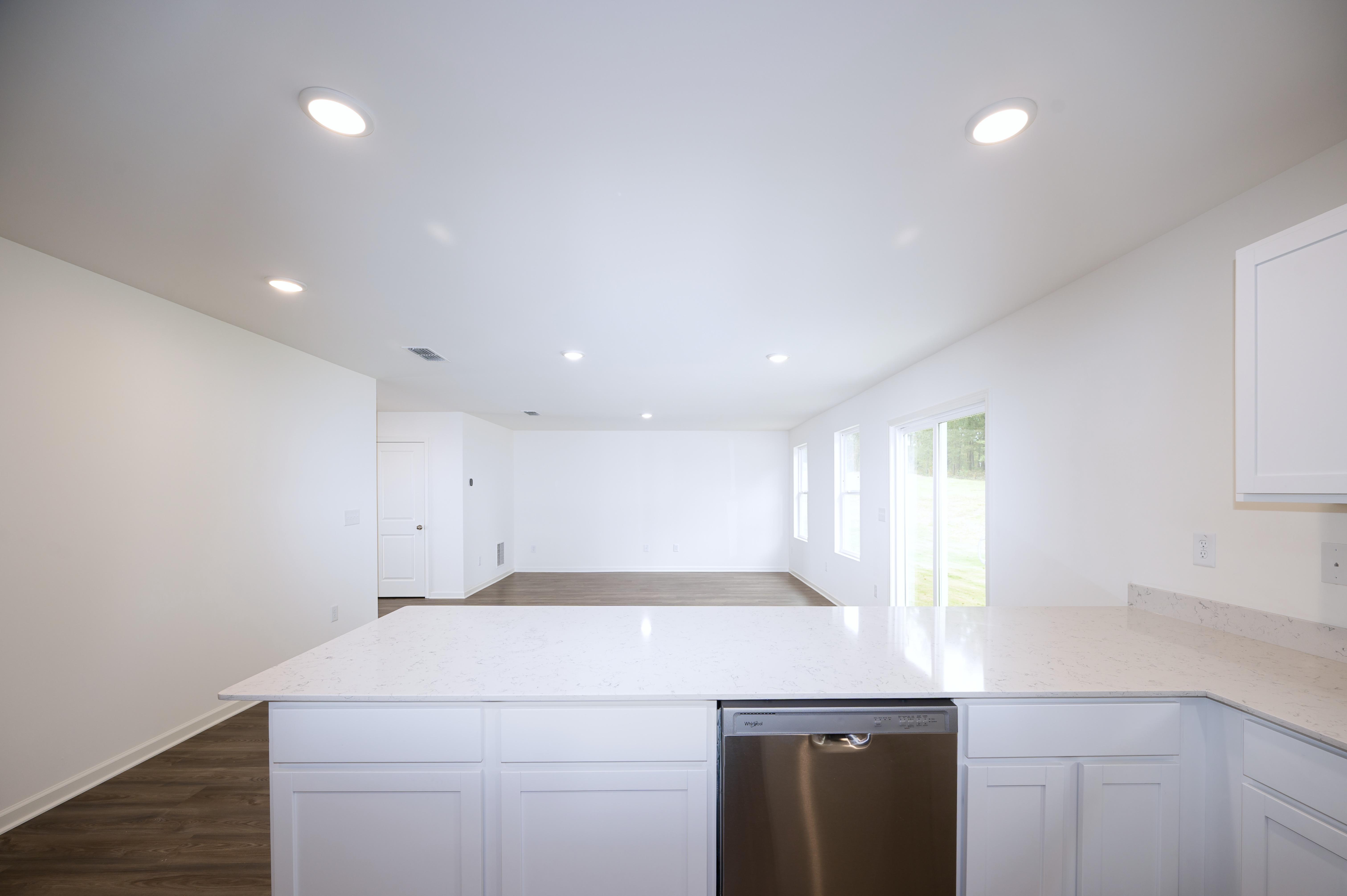 kitchen + great room  - amberwood - unfurnished + quartz - se arrowhead by the lake